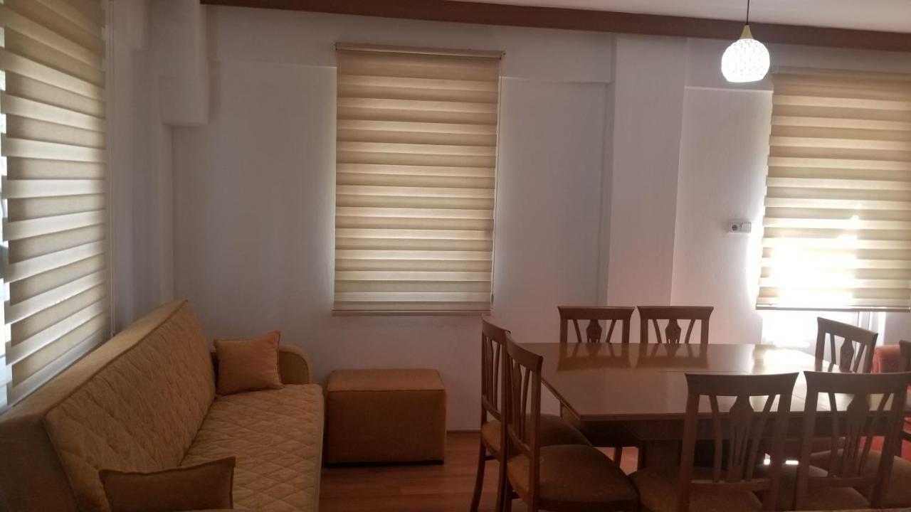 Huge Evleri 2 Apartment มาร์มาริส ภายนอก รูปภาพ